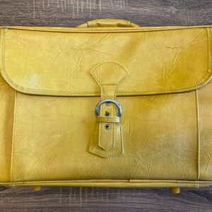 Vintage Three Star Luggage Set
